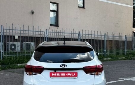 Hyundai i40 I рестайлинг, 2015 год, 1 150 000 рублей, 10 фотография