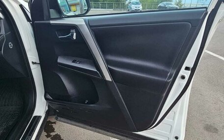 Toyota RAV4, 2016 год, 1 990 000 рублей, 22 фотография