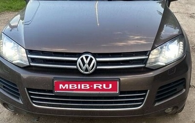 Volkswagen Touareg III, 2013 год, 2 100 000 рублей, 1 фотография
