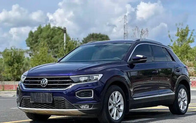 Volkswagen T-Roc I, 2022 год, 1 390 001 рублей, 1 фотография