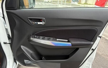 Suzuki Swift V, 2021 год, 988 000 рублей, 16 фотография