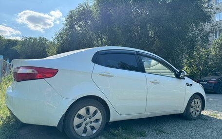 KIA Rio III рестайлинг, 2013 год, 790 000 рублей, 4 фотография