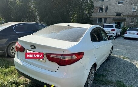 KIA Rio III рестайлинг, 2013 год, 790 000 рублей, 10 фотография