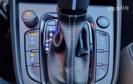 Hyundai Kona I, 2021 год, 1 596 000 рублей, 16 фотография