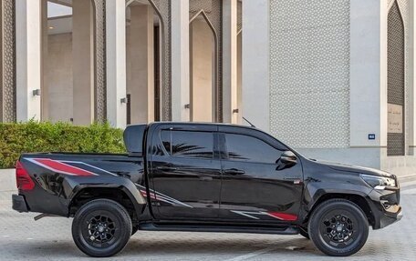 Toyota Hilux VIII, 2021 год, 3 850 000 рублей, 7 фотография