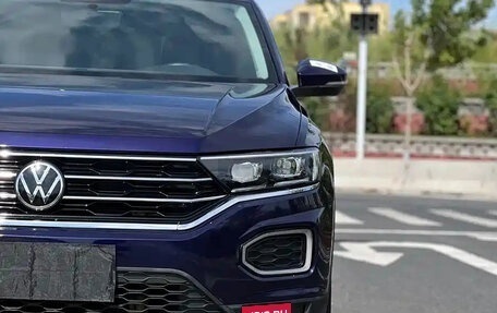 Volkswagen T-Roc I, 2022 год, 1 390 001 рублей, 4 фотография