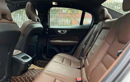 Volvo S60 III, 2021 год, 2 320 070 рублей, 15 фотография