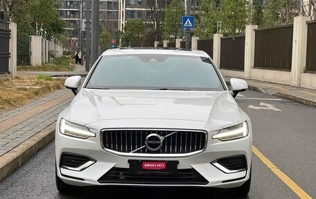 Volvo S60 III, 2021 год, 2 320 070 рублей, 2 фотография