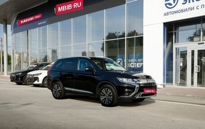 Mitsubishi Outlander III рестайлинг 3, 2019 год, 2 100 000 рублей, 1 фотография