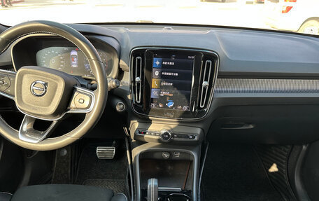 Volvo XC40 I, 2021 год, 3 150 000 рублей, 4 фотография