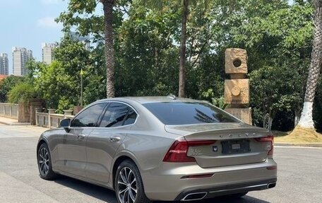 Volvo S60 III, 2022 год, 2 563 000 рублей, 6 фотография