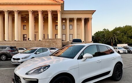 Porsche Macan I рестайлинг, 2016 год, 3 350 000 рублей, 3 фотография