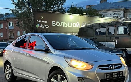 Hyundai Solaris II рестайлинг, 2011 год, 649 000 рублей, 3 фотография