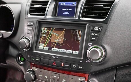 Toyota Highlander III, 2013 год, 1 495 000 рублей, 12 фотография