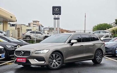 Volvo V60 II, 2021 год, 3 370 000 рублей, 1 фотография
