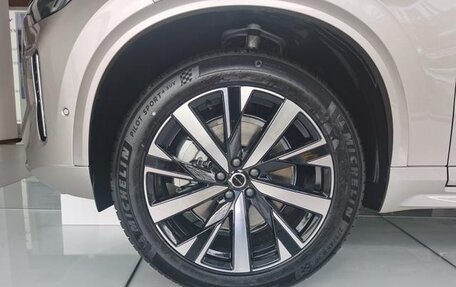 Volvo XC90 II рестайлинг, 2025 год, 10 830 000 рублей, 8 фотография