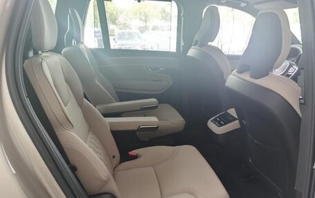 Volvo XC90 II рестайлинг, 2025 год, 10 830 000 рублей, 9 фотография