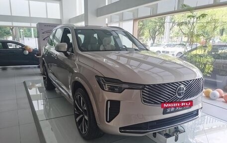 Volvo XC90 II рестайлинг, 2025 год, 10 830 000 рублей, 3 фотография