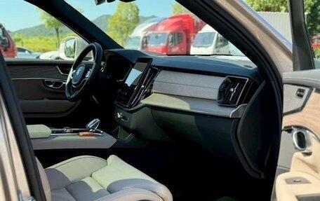 Volvo XC90 II рестайлинг, 2025 год, 9 232 000 рублей, 4 фотография