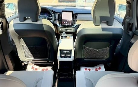 Volvo XC90 II рестайлинг, 2025 год, 9 232 000 рублей, 17 фотография