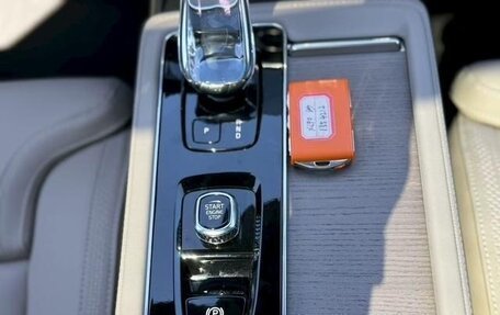 Volvo XC90 II рестайлинг, 2025 год, 9 232 000 рублей, 18 фотография