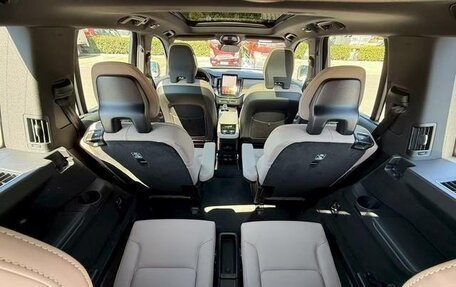 Volvo XC90 II рестайлинг, 2025 год, 9 232 000 рублей, 16 фотография
