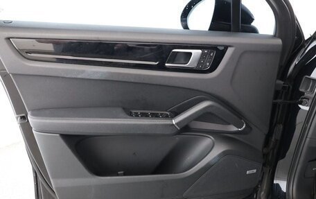 Porsche Cayenne III, 2022 год, 7 052 391 рублей, 8 фотография