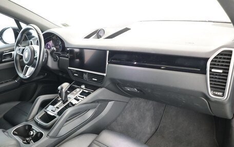 Porsche Cayenne III, 2022 год, 7 052 391 рублей, 24 фотография