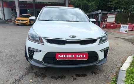 KIA Rio IV, 2018 год, 950 000 рублей, 26 фотография