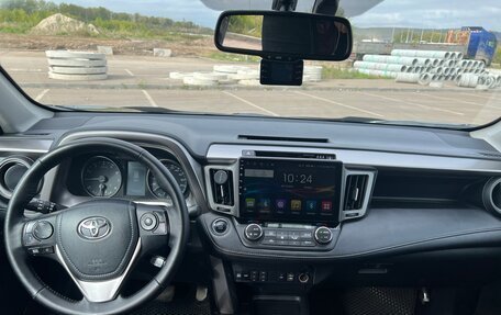 Toyota RAV4, 2017 год, 2 085 000 рублей, 9 фотография