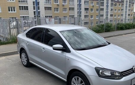 Volkswagen Polo VI (EU Market), 2012 год, 690 000 рублей, 3 фотография