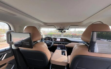 Infiniti QX80, 2025 год, 16 490 000 рублей, 6 фотография