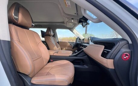 Infiniti QX80, 2025 год, 16 490 000 рублей, 7 фотография