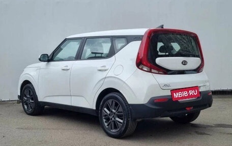 KIA Soul III, 2021 год, 1 950 000 рублей, 6 фотография