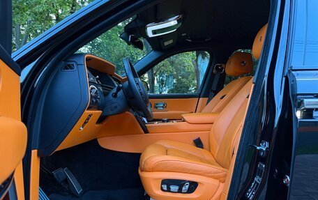 Rolls-Royce Cullinan, 2022 год, 37 999 000 рублей, 11 фотография