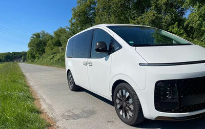 Hyundai Staria, 2024 год, 4 970 000 рублей, 1 фотография