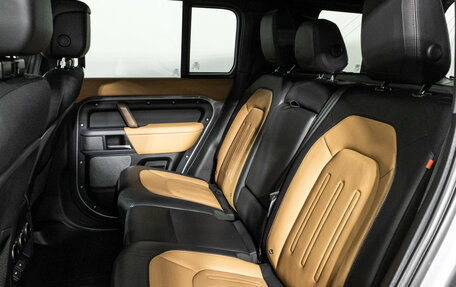 Land Rover Defender II, 2023 год, 10 000 000 рублей, 10 фотография