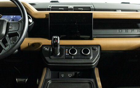 Land Rover Defender II, 2023 год, 10 000 000 рублей, 14 фотография