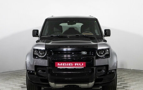 Land Rover Defender II, 2023 год, 10 000 000 рублей, 2 фотография
