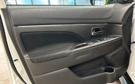 Mitsubishi ASX I рестайлинг, 2013 год, 999 000 рублей, 14 фотография