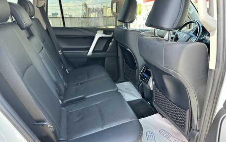 Toyota Land Cruiser Prado 150 рестайлинг 2, 2021 год, 6 174 000 рублей, 15 фотография