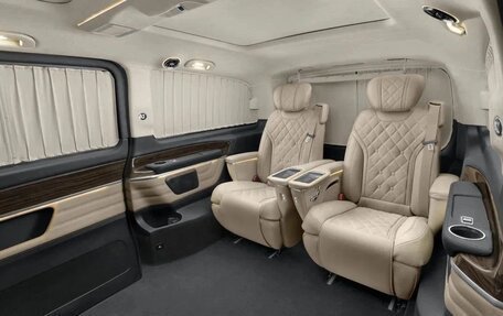 Mercedes-Benz V-Класс, 2025 год, 26 950 000 рублей, 2 фотография