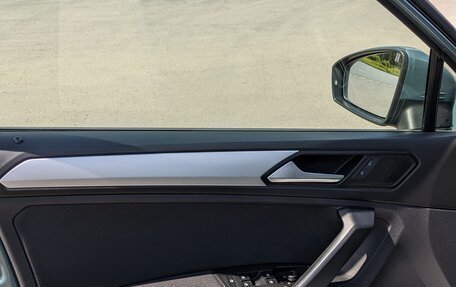 Volkswagen Tiguan II, 2020 год, 3 050 000 рублей, 9 фотография