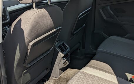Volkswagen Tiguan II, 2020 год, 3 050 000 рублей, 18 фотография