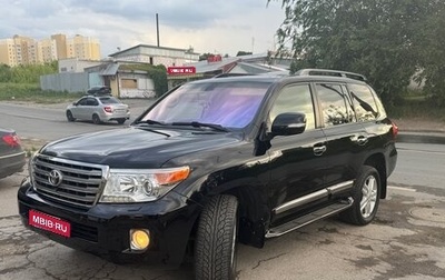 Toyota Land Cruiser 200, 2013 год, 3 649 000 рублей, 1 фотография