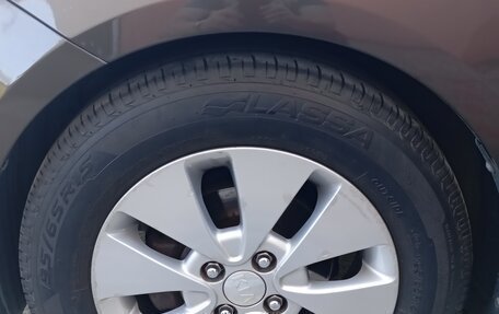 KIA Rio III рестайлинг, 2015 год, 1 000 090 рублей, 21 фотография