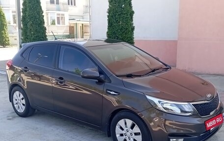 KIA Rio III рестайлинг, 2015 год, 1 000 090 рублей, 19 фотография
