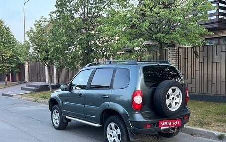 Chevrolet Niva I рестайлинг, 2010 год, 449 000 рублей, 2 фотография