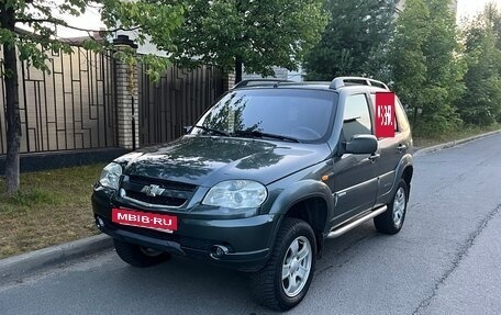 Chevrolet Niva I рестайлинг, 2010 год, 449 000 рублей, 5 фотография