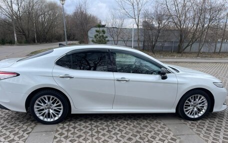 Toyota Camry, 2019 год, 3 100 000 рублей, 6 фотография
